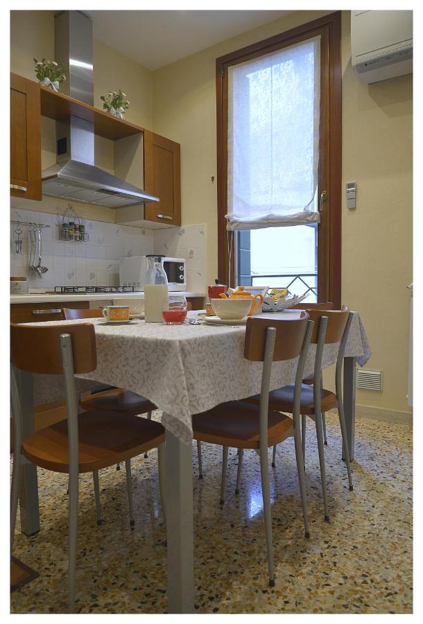 Domus Dea Apartment Venice Luaran gambar